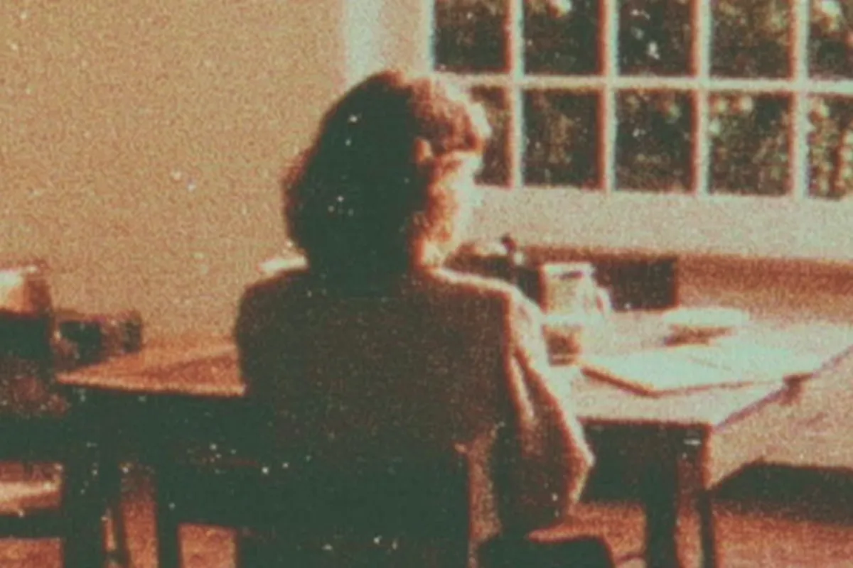 Soledad en personas mayores: cómo acompañar a quien vive solo